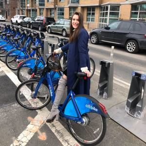 Meet your Posher, Ebony